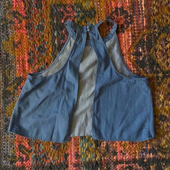 SOLD ❌ Backless Denim Crop Tank - Picture 4 of 7